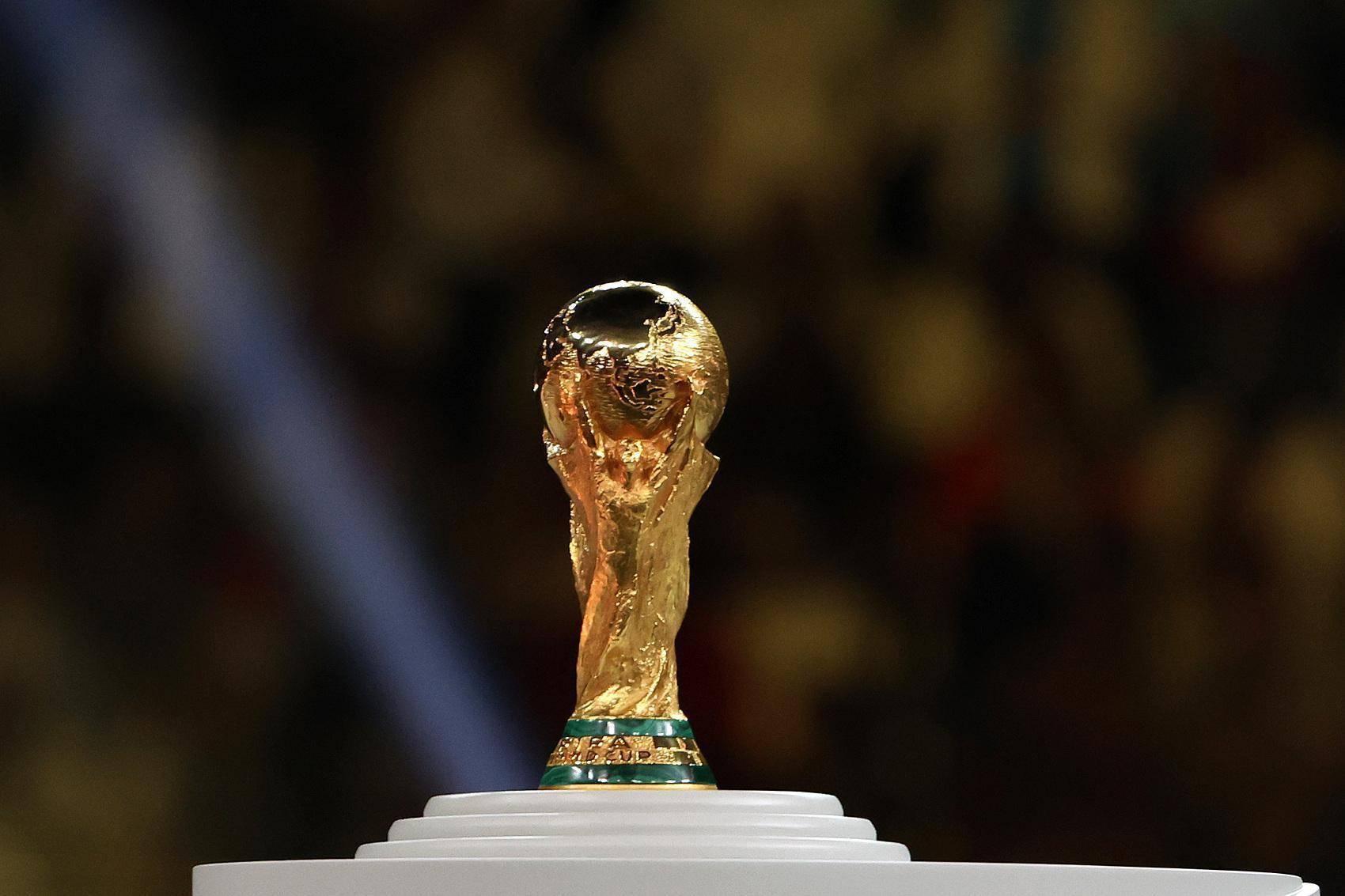2034 年世界杯确认在沙特举办，对此你有何期待和预测？